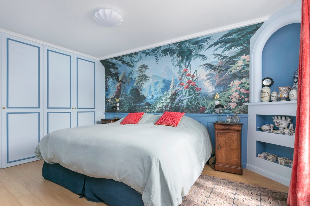 Un appartement de collectionneur parisien près de République